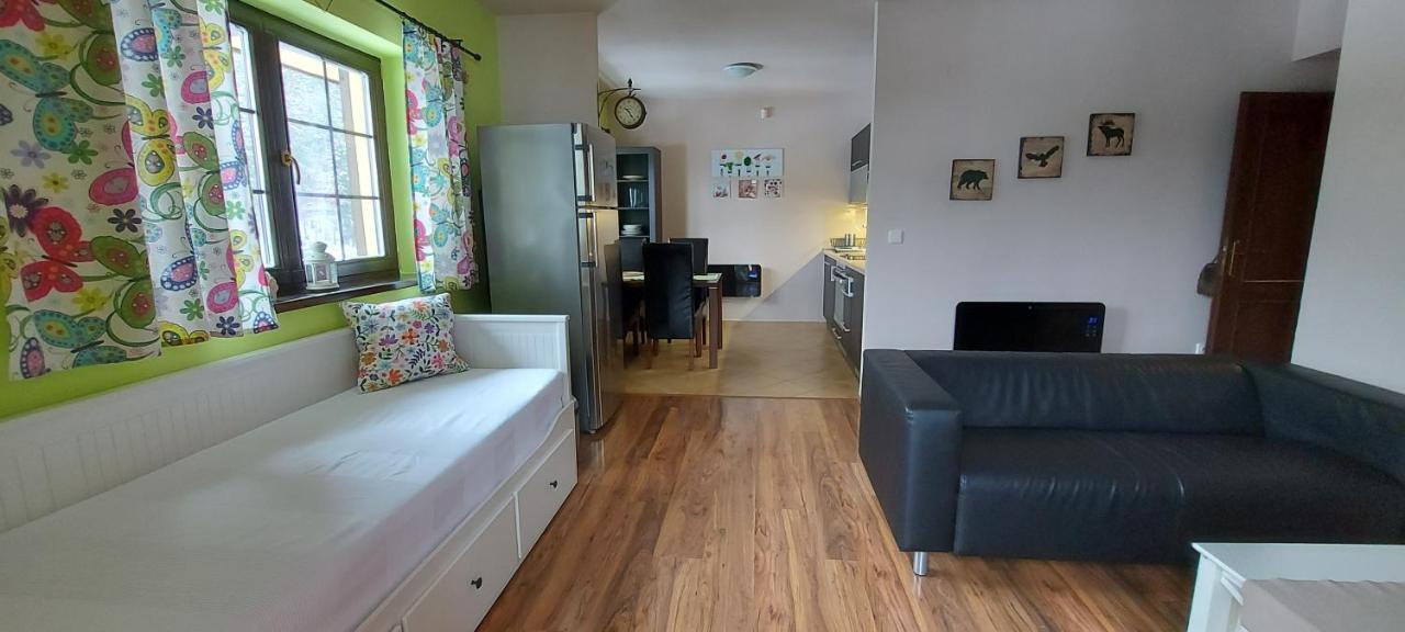 Hrabovo Alzbeta 16 Apartment Ruzomberok Ngoại thất bức ảnh